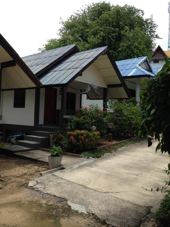 Light In Bungalow Haad Rin Dış mekan fotoğraf